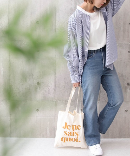 Social GIRL(ソーシャルガール)の「ハイウエストストレートデニムジーンズ(デニムパンツ・レディース・インディゴブルー/ブルー・M/L)」の5枚目の写真