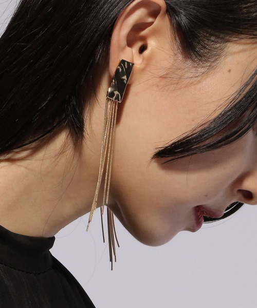 HARE（ハレ）の「チェーンフリンジイヤリング(HARE)（イヤリング・レディース・シルバー/ゴールド/ブラック・FREE）」の8枚目の写真