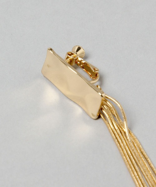 HARE（ハレ）の「チェーンフリンジイヤリング(HARE)（イヤリング・レディース・シルバー/ゴールド/ブラック・FREE）」の17枚目の写真