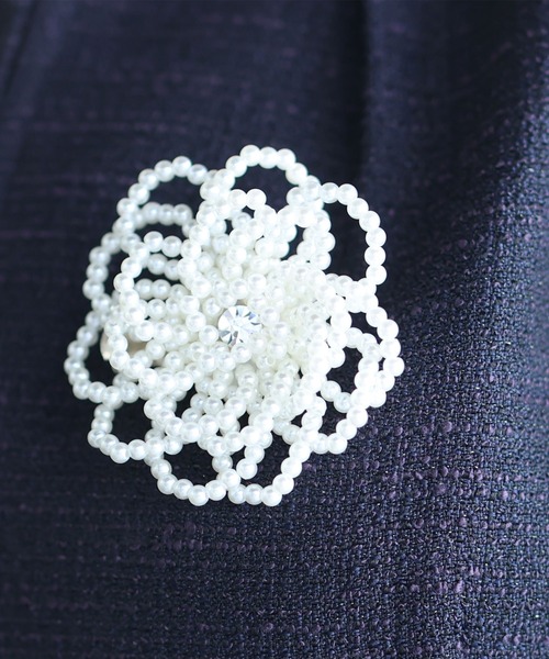 パールフラワーモチーフブローチ 結婚式 同窓会 オケージョン 二次会（ブローチ/コサージュ）｜PourVous（プールヴー）