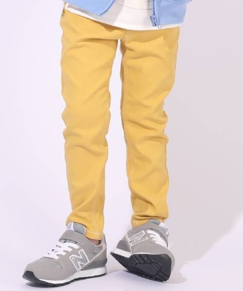 BABYDOLL（ベビードール）の「通販限定サイズあり　イージーシンプルデニムパンツ　6235K（その他パンツ・キッズ・ライトブルー/ブラック/ブルー/オフホワイト/ピンク/グリーン/ネイビー/イエロー/ベージュ/ピンク系その他/パープル/レッド/ダークブラウン系/ベビーピンク/マスタード/バイオレット/ホワイト/ピンク系その他2/グリーン系その他/ベージュ系その他・160cm/110cm/150cm/120cm/140cm/130cm/100cm/80ｃｍ/90cm）」の14枚目の写真