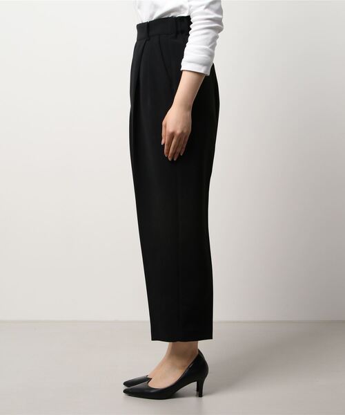 crie conforto（クリーコンフォルト）の「ボックスタックテーパードパンツ（スラックス・レディース・ピンク/ブラック・MEDIUM/SMALL）」の4枚目の写真