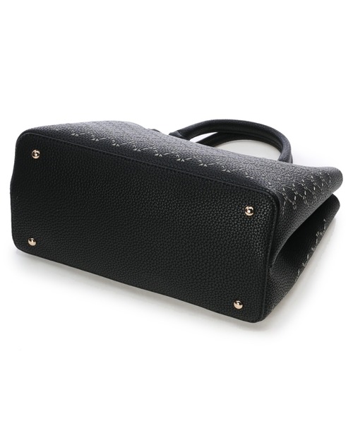 Guess(ゲス)の「AMARA Girlfriend Satchel(ハンドバッグ・レディース・ブラック/ベージュ・ONE SIZE)」の10枚目の写真