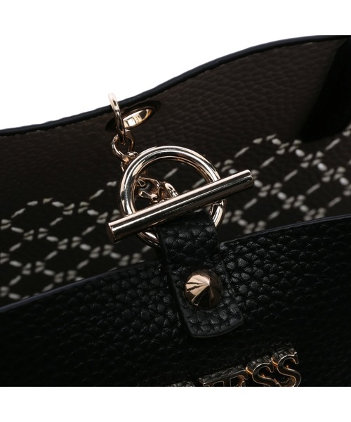 Guess(ゲス)の「AMARA Girlfriend Satchel(ハンドバッグ・レディース・ブラック/ベージュ・ONE SIZE)」の16枚目の写真