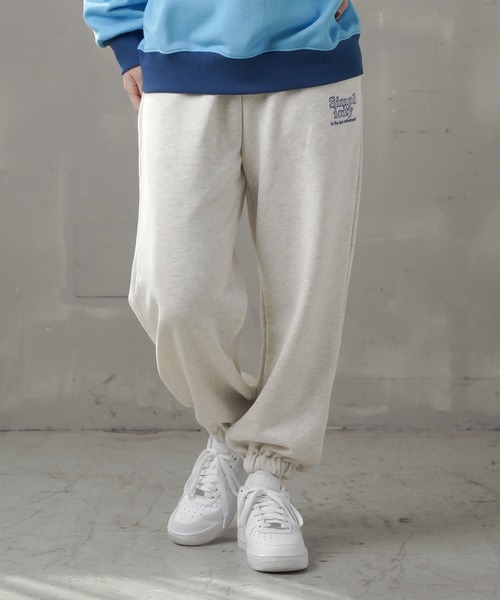 SPINNS（スピンズ）の「ワンポイントロゴ カラースウェットパンツ（スウェットパンツ・レディース・ブルー/ブラウン/グリーン/オフホワイト/オートミール・ONESIZE）」の4枚目の写真