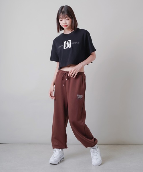 SPINNS（スピンズ）の「ワンポイントロゴ カラースウェットパンツ（スウェットパンツ・レディース・ブルー/ブラウン/グリーン/オフホワイト/オートミール・ONESIZE）」の8枚目の写真