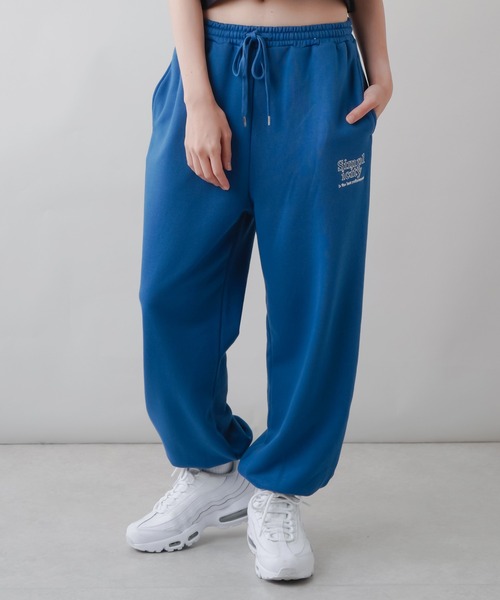 SPINNS（スピンズ）の「ワンポイントロゴ カラースウェットパンツ（スウェットパンツ・レディース・ブルー/ブラウン/グリーン/オフホワイト/オートミール・ONESIZE）」の11枚目の写真