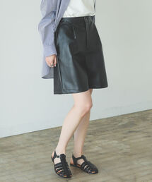 B:MING by BEAMS | B:MING by BEAMS / フェイクレザー ショート パンツ 22SS(その他パンツ)