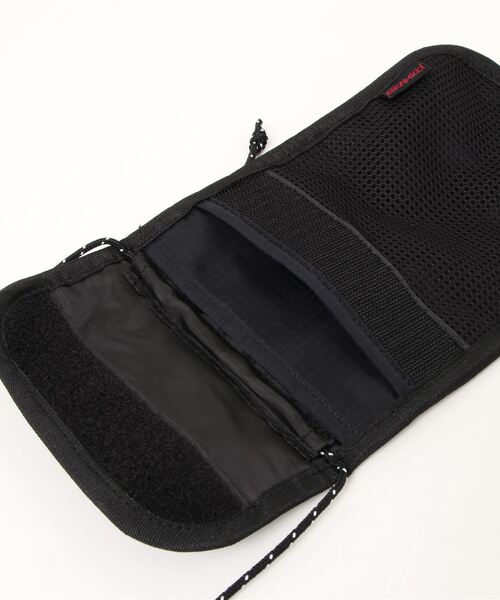 Gramicci（グラミチ）の「/GRAMICCI/UTILITY RIPSTOP MULTI CASE（ショルダーバッグ・メンズ・ブラック/グリーン・FREE）」の5枚目の写真