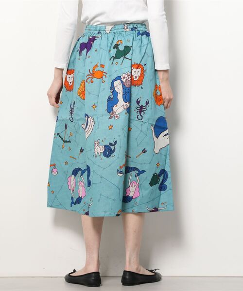 BOHEMIANS(ボヘミアンズ)の「BOHEMIANS/ボヘミアンズ HOROSCOPE OX FLARE GATHER SKIRT ホロスコープフレアギャザースカート(スカート・レディース・ブラック/ブルー・MEDIUM)」の4枚目の写真