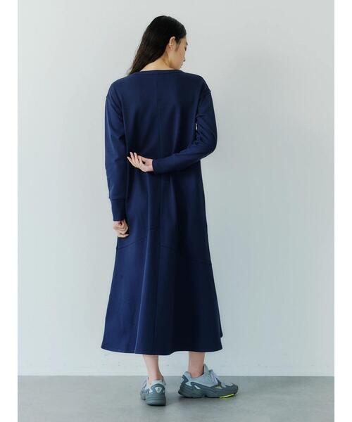 GARAGE OF GOOD CLOTHING(ガレージオブグッドクロージング)の「マーメイドフレアーワンピース(ワンピース・レディース・ベージュ/ブルー/ネイビー・FREE)」の9枚目の写真