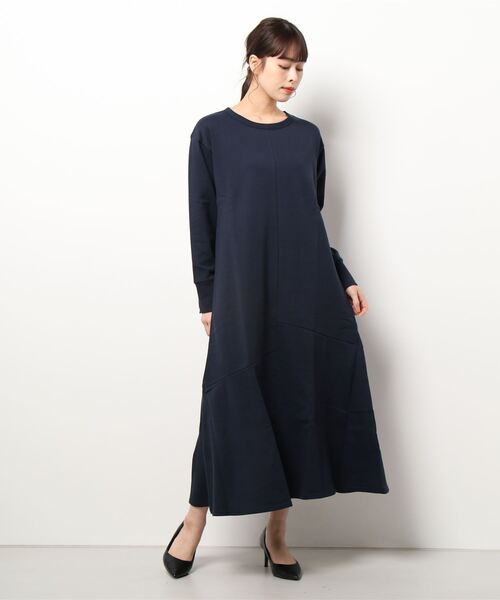 GARAGE OF GOOD CLOTHING(ガレージオブグッドクロージング)の「マーメイドフレアーワンピース(ワンピース・レディース・ベージュ/ブルー/ネイビー・FREE)」の15枚目の写真