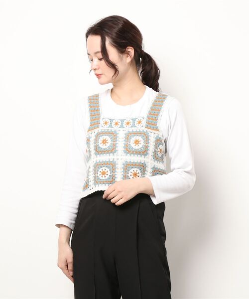 ehka sopo（エヘカソポ）の「モチーフレースビスチェ（ニット/セーター・レディース・ブラック/ベージュ/オフホワイト・ﾌﾘ-）」の6枚目の写真