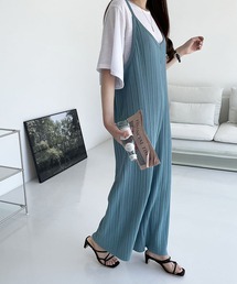 me+em select（ミームセレクト）の「【数量限定販売】プリーツワイドキャミオールインワン【韓国製】（つなぎ/オールインワン）」