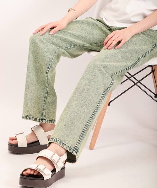 k．u．i（ケーユーアイ）の「MARENGO ワイドカラーデニムパンツ（デニムパンツ・メンズ・グリーン/パープル/イエロー/レッド/ブルー・M/S/L）」の4枚目の写真