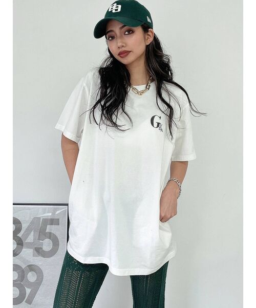 GYDA(ジェイダ)の「【WEB限定】GYDA MOTIF BIG Tシャツ(Tシャツ/カットソー・レディース・オフホワイト/ブラック/ベージュ・FREE)」の4枚目の写真
