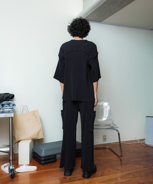 kotohayokozawa（コトハヨコザワ）の「STUDIOUS別注 PLEAT CARGO PANTS（その他パンツ・メンズ・ブラック/グレー/ミント・S/M）」の6枚目の写真