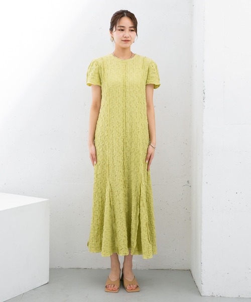 KBF（ケイビーエフ）の「『WEB/一部店舗限定』ランダムシャーリングフレアワンピース（ワンピース・レディース・ブラック/イエロー/ブルー・ONE）」の16枚目の写真