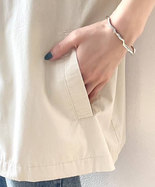 Java(ジャバ)の「《JaVa ジャバコラボ》大人の上級カジュアル。スタンドカラーミリタリーベスト(ベスト・レディース・ブラック/ベージュ系その他/カーキ・SMALL/MEDIUM/LARGE/X-LARGE)」の16枚目の写真