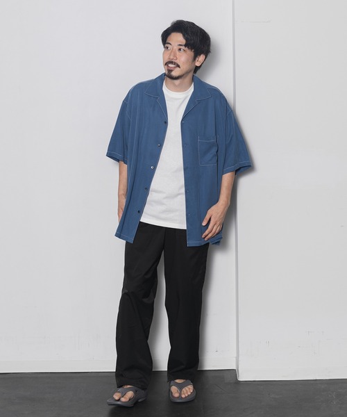 AMERICAN RAG CIE（アメリカンラグシー）の「リヨセルフィブリルツイルボックスフィットオープンカラーシャツ（シャツ/ブラウス・メンズ・チャコールグレー/ライトブルー/レッド・MEDIUM/LARGE）」の8枚目の写真