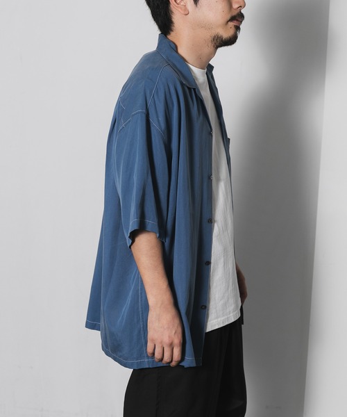 AMERICAN RAG CIE（アメリカンラグシー）の「リヨセルフィブリルツイルボックスフィットオープンカラーシャツ（シャツ/ブラウス・メンズ・チャコールグレー/ライトブルー/レッド・MEDIUM/LARGE）」の6枚目の写真