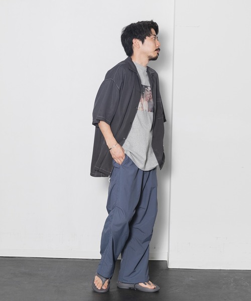 AMERICAN RAG CIE（アメリカンラグシー）の「リヨセルフィブリルツイルボックスフィットオープンカラーシャツ（シャツ/ブラウス・メンズ・チャコールグレー/ライトブルー/レッド・MEDIUM/LARGE）」の17枚目の写真