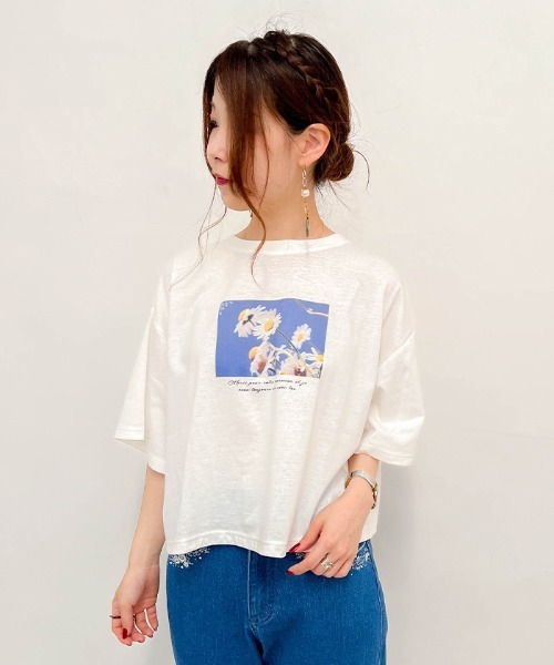 axes femme(アクシーズファム)の「フォトクロップドTシャツ(Tシャツ/カットソー・レディース・ホワイト/ブルー/グリーン・FREE)」の2枚目の写真
