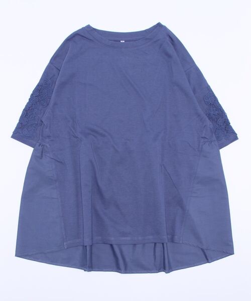 BELLUNA PLUS（ベルーナ）の「袖レース使い異素材切替プルオーバー（Tシャツ/カットソー・レディース・ブルー/チャコール/ベージュ・MEDIUM/LARGE/X-LARGE）」の11枚目の写真