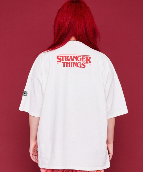 Little sunny bite（リトルサニーバイト）の「LittleSunnyBite/リトルサニーバイト/little sunny bite × STRANGER THINGS Photo big tee（Tシャツ/カットソー・レディース・ホワイト/ブラック/ピンク・SMALL/MEDIUM）」の18枚目の写真