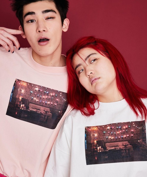 Little sunny bite（リトルサニーバイト）の「LittleSunnyBite/リトルサニーバイト/little sunny bite × STRANGER THINGS Photo big tee（Tシャツ/カットソー・レディース・ホワイト/ブラック/ピンク・SMALL/MEDIUM）」の4枚目の写真