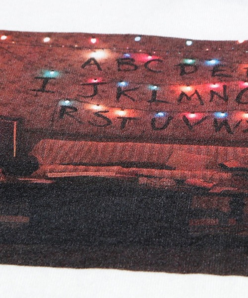 Little sunny bite（リトルサニーバイト）の「LittleSunnyBite/リトルサニーバイト/little sunny bite × STRANGER THINGS Photo big tee（Tシャツ/カットソー・レディース・ホワイト/ブラック/ピンク・SMALL/MEDIUM）」の5枚目の写真