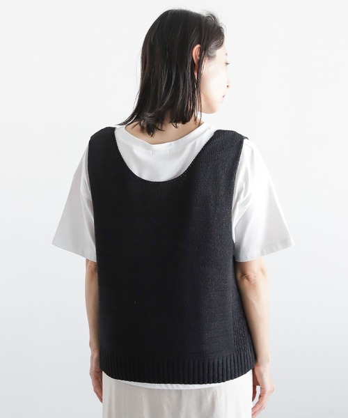 LEPSIM(レプシィム)の「5ゲージテープヤーンベスト 285078(ベスト・レディース・ブラック/ブルー/グレイッシュベージュ・FREE)」の12枚目の写真