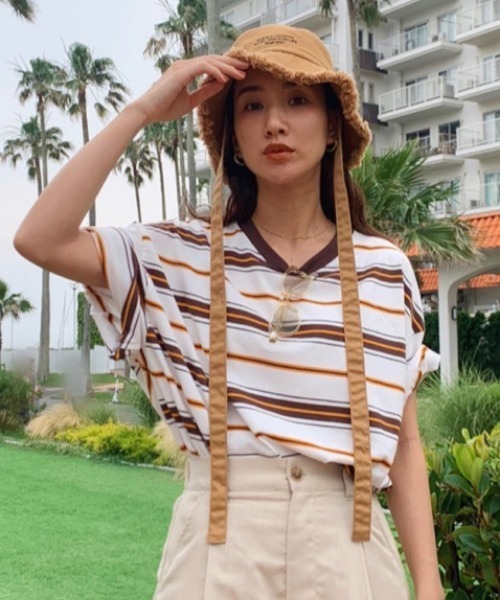 RODEO CROWNS WIDE BOWL(ロデオクラウンズワイドボウル)の「SHARE MULTI BORDER Tシャツ(Tシャツ/カットソー・レディース・レディッシュグレー/グリーン系その他/ホワイト系その他・FREE)」の2枚目の写真