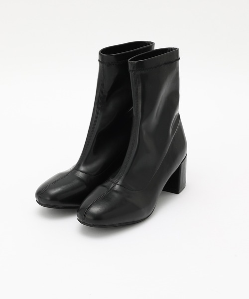 one after another NICE CLAUP（ワンアフターアナザーナイスクラップ）の「【2022AWアイテム】ストレッチショートブーツ（ブーツ・レディース・ブラック/アイボリー/ライトブラウン・SMALL/MEDIUM/LARGE）」の3枚目の写真