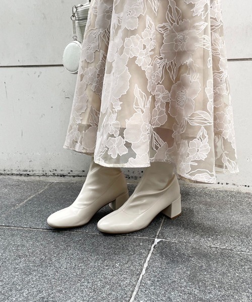 one after another NICE CLAUP（ワンアフターアナザーナイスクラップ）の「【2022AWアイテム】ストレッチショートブーツ（ブーツ・レディース・ブラック/アイボリー/ライトブラウン・SMALL/MEDIUM/LARGE）」の10枚目の写真