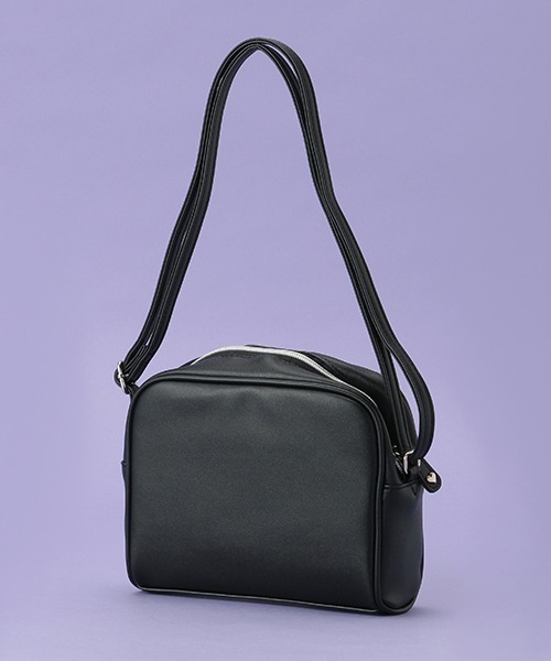 LOVETOXIC（ラブトキシック）の「横型合皮ショルダーBAG（バックパック/リュック・キッズ・ブラック/マルチ/オフホワイト/ベージュ・FREE）」の12枚目の写真