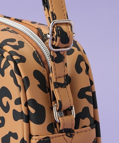 LOVETOXIC（ラブトキシック）の「横型合皮ショルダーBAG（バックパック/リュック・キッズ・ブラック/マルチ/オフホワイト/ベージュ・FREE）」の7枚目の写真