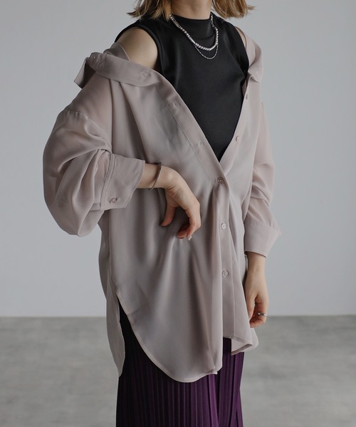 Yucca（ユッカ）の「2WAYシャツアンサンブル（シャツ＋タンクトップ）（シャツ/ブラウス・レディース・ベージュ/ホワイト/ブルー/ボルドー/ブラック・MEDIUM/LARGE）」の18枚目の写真