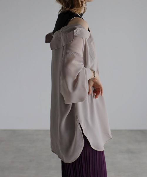 Yucca（ユッカ）の「2WAYシャツアンサンブル（シャツ＋タンクトップ）（シャツ/ブラウス・レディース・ベージュ/ホワイト/ブルー/ボルドー/ブラック・MEDIUM/LARGE）」の19枚目の写真