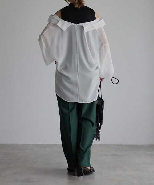 Yucca（ユッカ）の「2WAYシャツアンサンブル（シャツ＋タンクトップ）（シャツ/ブラウス・レディース・ベージュ/ホワイト/ブルー/ボルドー/ブラック・MEDIUM/LARGE）」の11枚目の写真