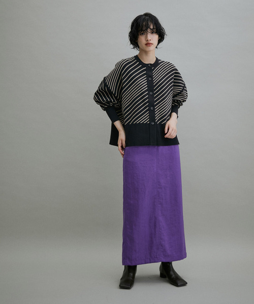 ADAM ET ROPE'(アダムエロペ)の「【サステナブル・WEB限定(一部店舗展開あり)】リラックスジャカードカーディガン(カーディガン/ボレロ・レディース・ブラック系その他/ホワイト系その他5/ブルー系その他4・FREE)」の22枚目の写真