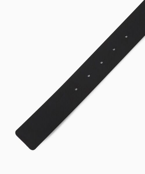 Calvin Klein（カルバン・クライン）の「メタル モノグラム ロゴ