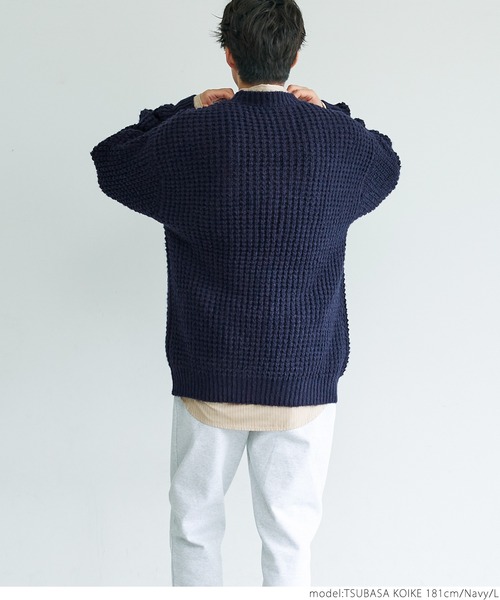 coca(coca)(コカ)の「メンズふんわりタック編みニット(ニット/セーター・メンズ・ネイビー/グレー・M/L)」の9枚目の写真