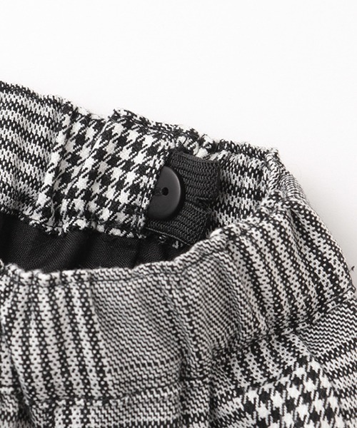 petit main(プティマイン)の「【リンク】ちびフリルショートパンツ(キッズ)(その他パンツ・キッズ・ブラウン/グレー/ブラック・120cm/90cm/130cm/100cm/110cm/80cm)」の6枚目の写真