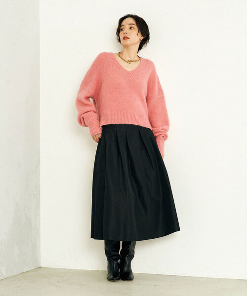 NOLLEY’S(ノーリーズ)の「◇【WEB限定】起毛モヘヤパフスリーブVネックプルオーバーニット(ニット/セーター・レディース・オリーブ/ライトブルー/ピンク・38)」の12枚目の写真