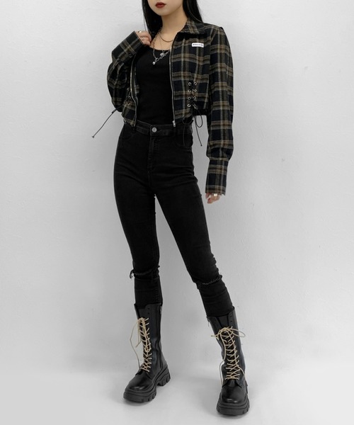 LVEU.(ラブユ.)の「【LVEU.】レースアップデザインジップシャツ / チェックシャツ シャツ レースアップ ブラック(シャツ/ブラウス・レディース・ブラック/ベージュ/ブラウン・FREE)」の11枚目の写真