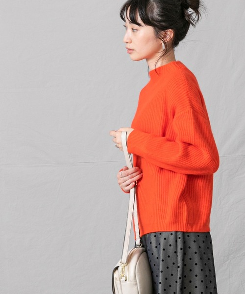 Gready Brilliant(グレディブリリアン)の「アンゴラ混片畦ボトルネックニット(ニット/セーター・レディース・オレンジ/ブラック系・FREE)」の16枚目の写真