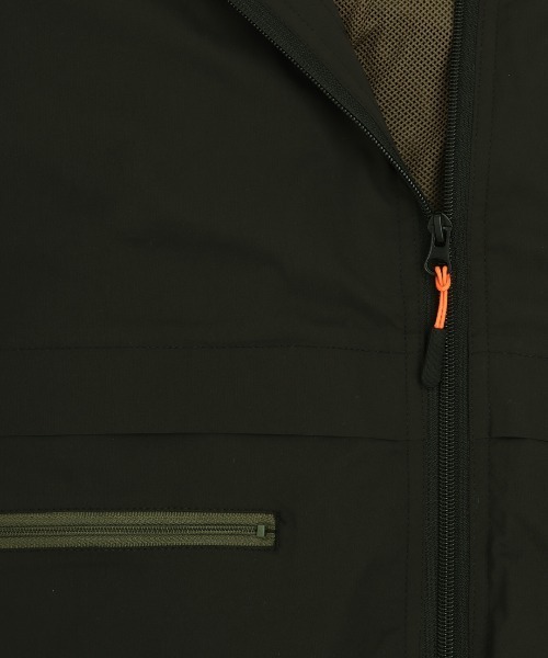 チチカカ（チチカカ）の「撥水ストレッチブルゾン（ブルゾン・レディース・ブラック/カーキ/ベージュ・FREE）」の5枚目の写真