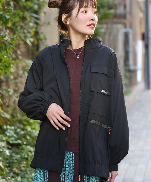 チチカカ（チチカカ）の「撥水ストレッチブルゾン（ブルゾン・レディース・ブラック/カーキ/ベージュ・FREE）」の13枚目の写真