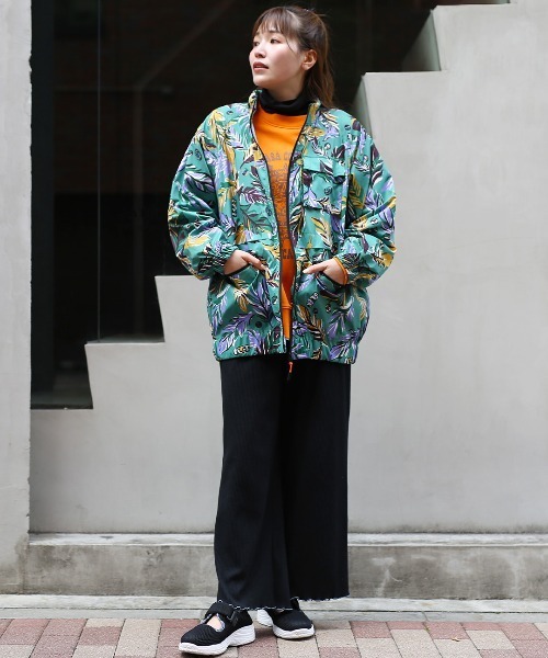 チチカカ（チチカカ）の「撥水ストレッチブルゾン（ブルゾン・レディース・ブラック/カーキ/ベージュ・FREE）」の17枚目の写真